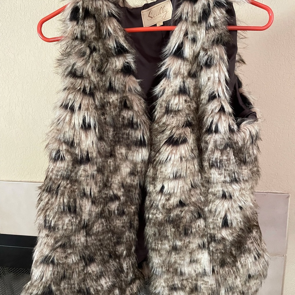 Faux fur vest